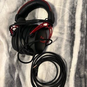USED HYPERX CLOUD HEADSET